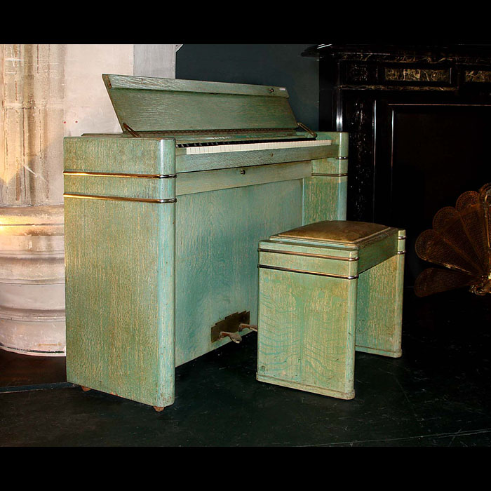 Fine Art Deco upright Eavestaff piano    